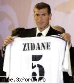 fotbal 2 - venirea Magicianului - Zinedine Zidane - Pictures ...adik poze ...sau posi
